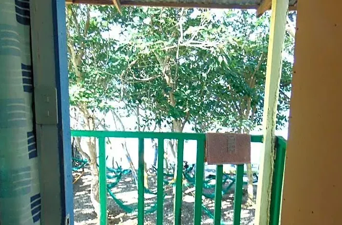 Hotel Scott Camotes House